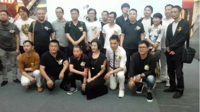 1481350464113530.png blob.png