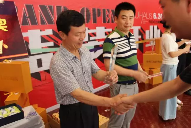 1499311114133049.png blob.png